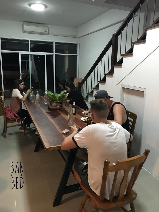 Barandbed Urt Hostel Surat Thani Exterior foto