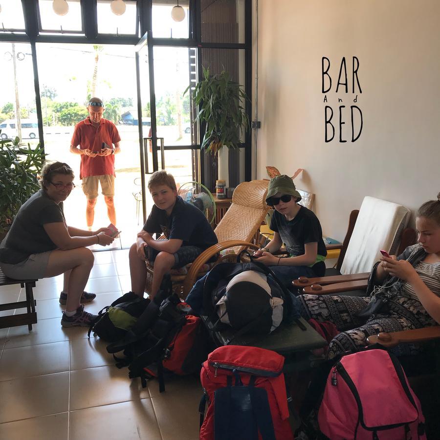 Barandbed Urt Hostel Surat Thani Exterior foto