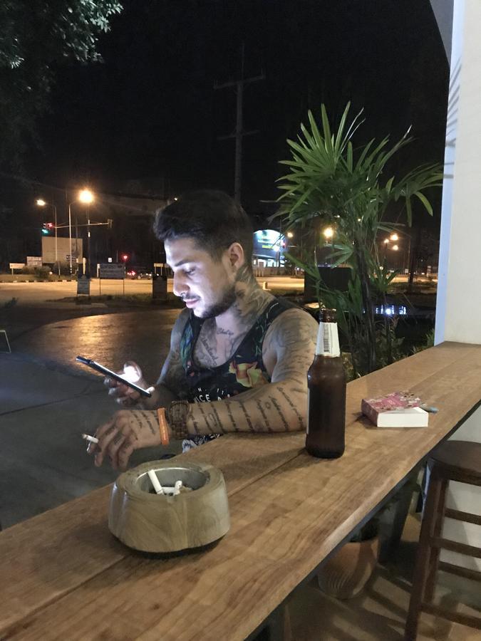 Barandbed Urt Hostel Surat Thani Exterior foto