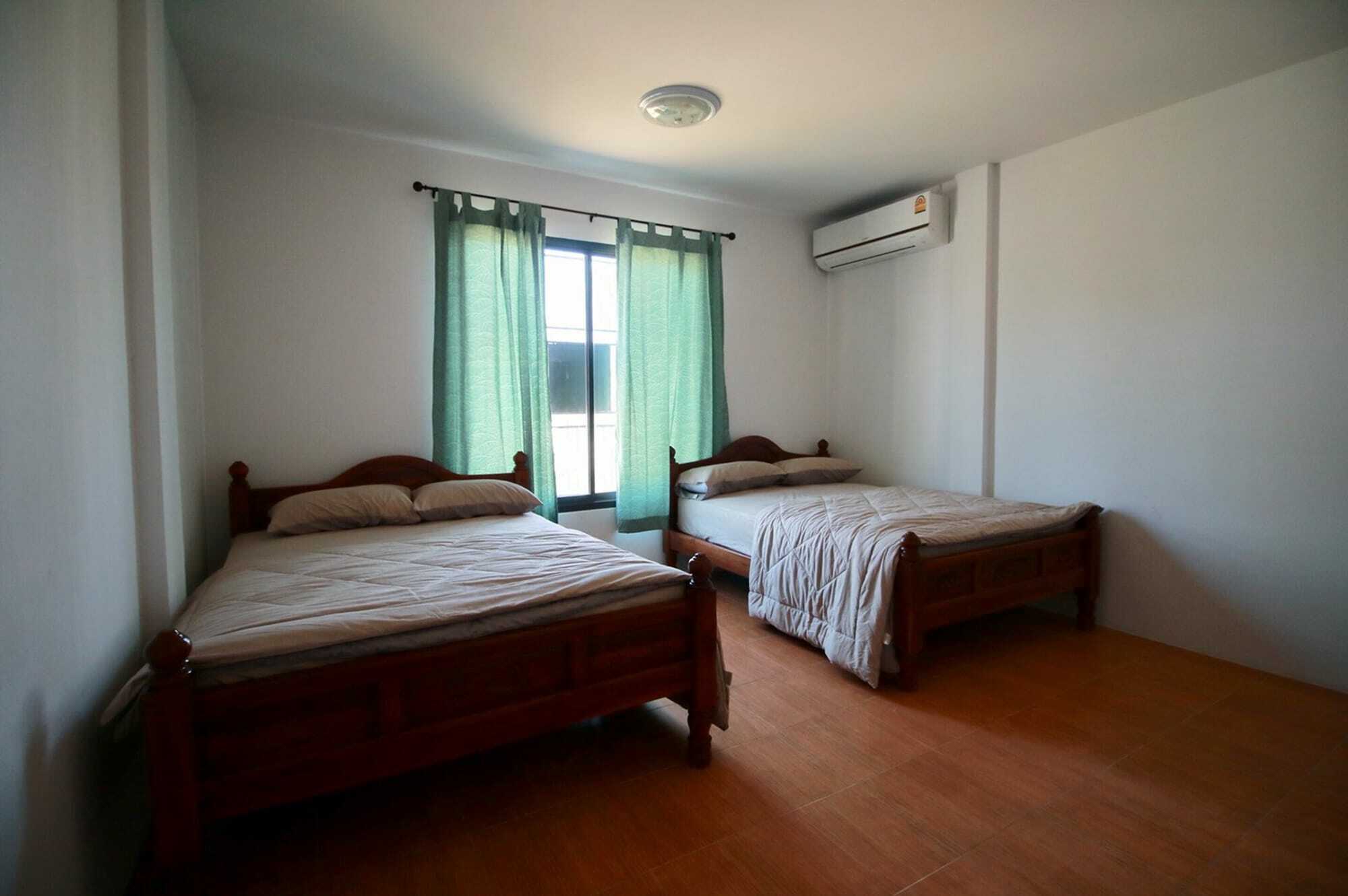 Barandbed Urt Hostel Surat Thani Exterior foto