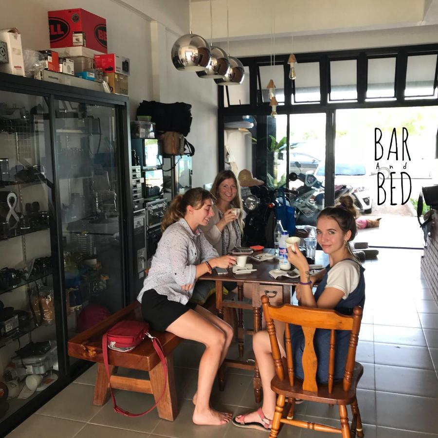 Barandbed Urt Hostel Surat Thani Cameră foto